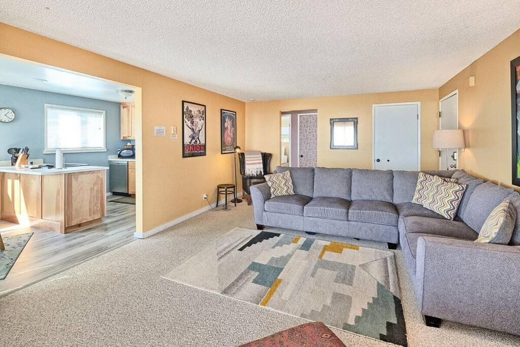 Ocean View Village Condo With Trails To Beaches 트리니다드 외부 사진