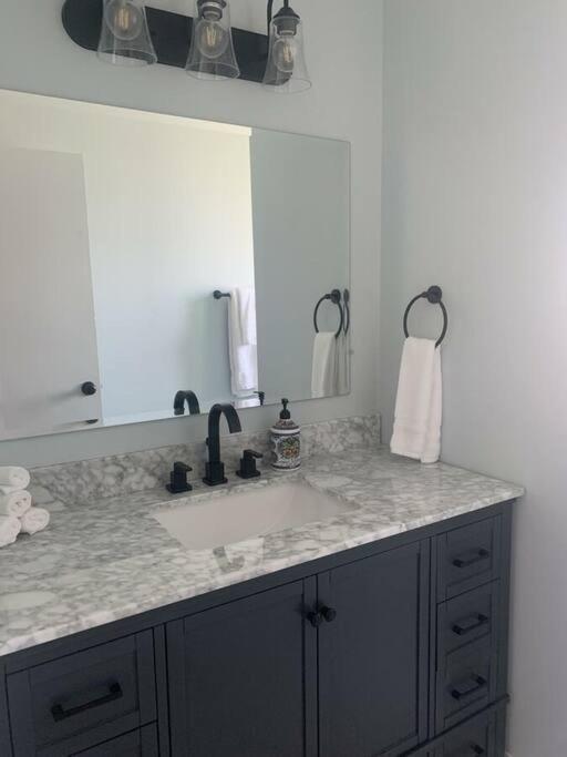 Ocean View Village Condo With Trails To Beaches 트리니다드 외부 사진