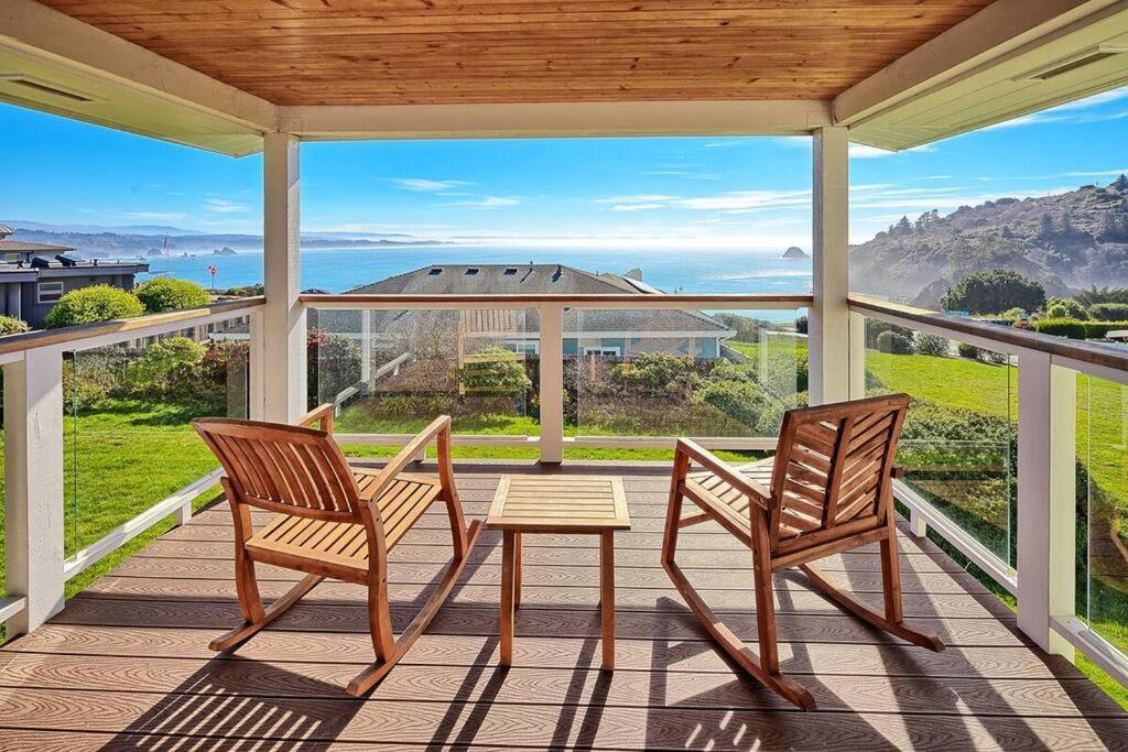 Ocean View Village Condo With Trails To Beaches 트리니다드 외부 사진